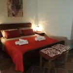 Delle Grotte 3*